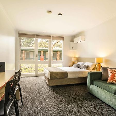 Burvale Hotel Nunawading Eksteriør bilde