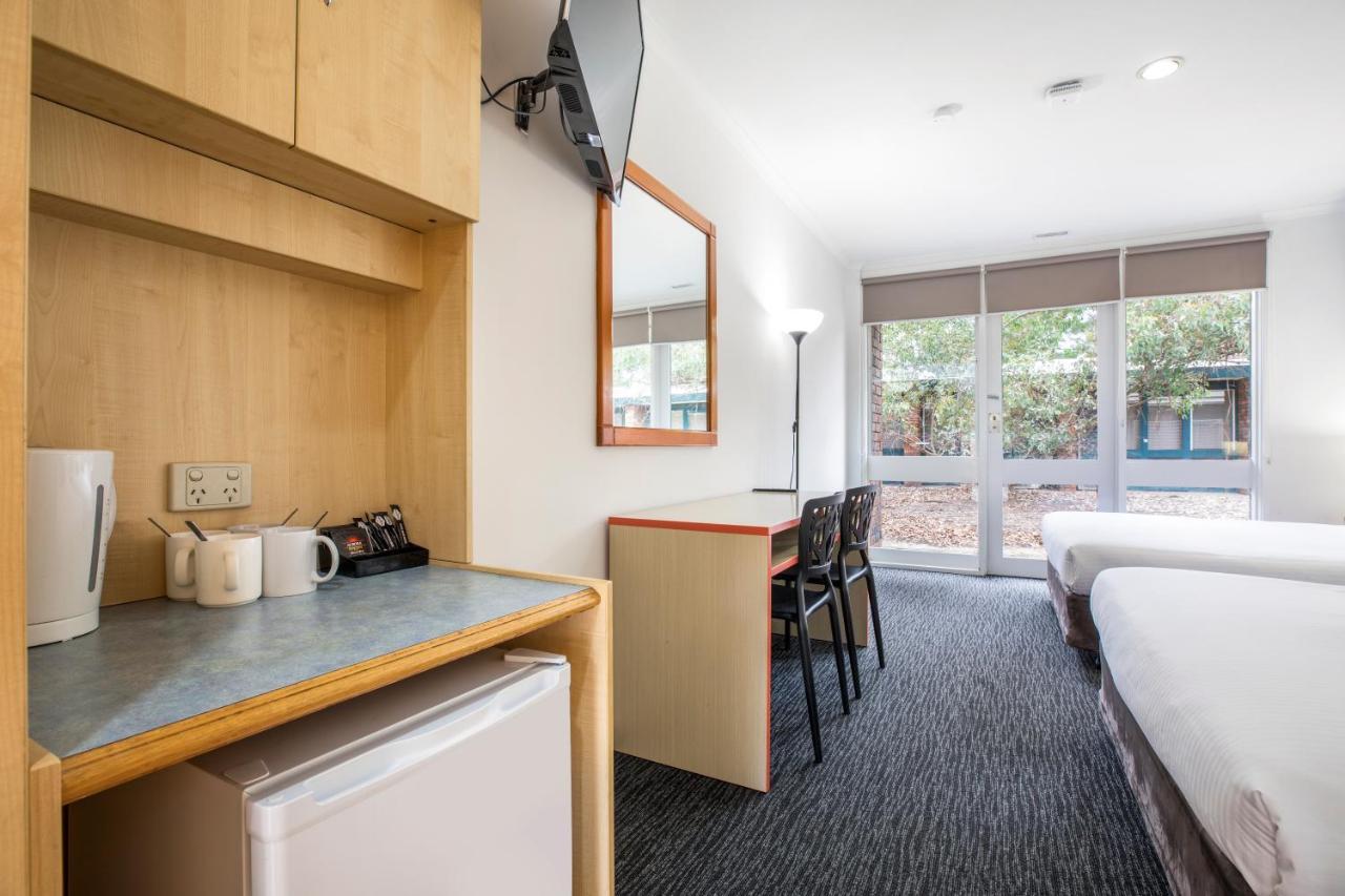 Burvale Hotel Nunawading Eksteriør bilde