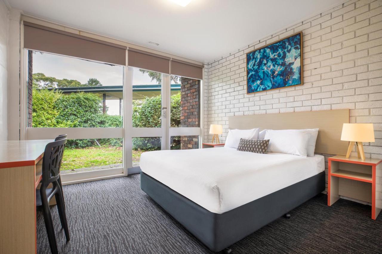 Burvale Hotel Nunawading Eksteriør bilde