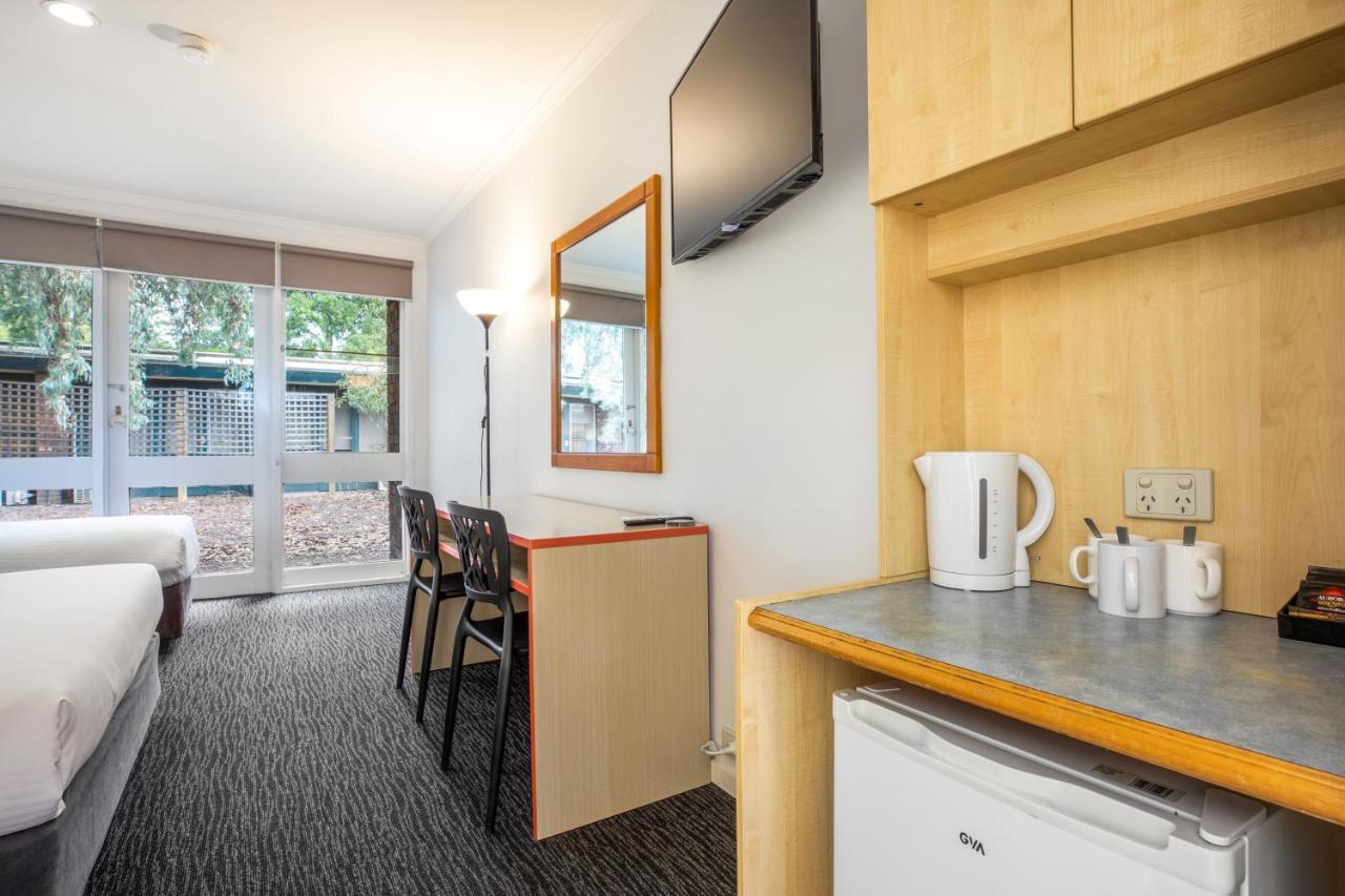 Burvale Hotel Nunawading Eksteriør bilde