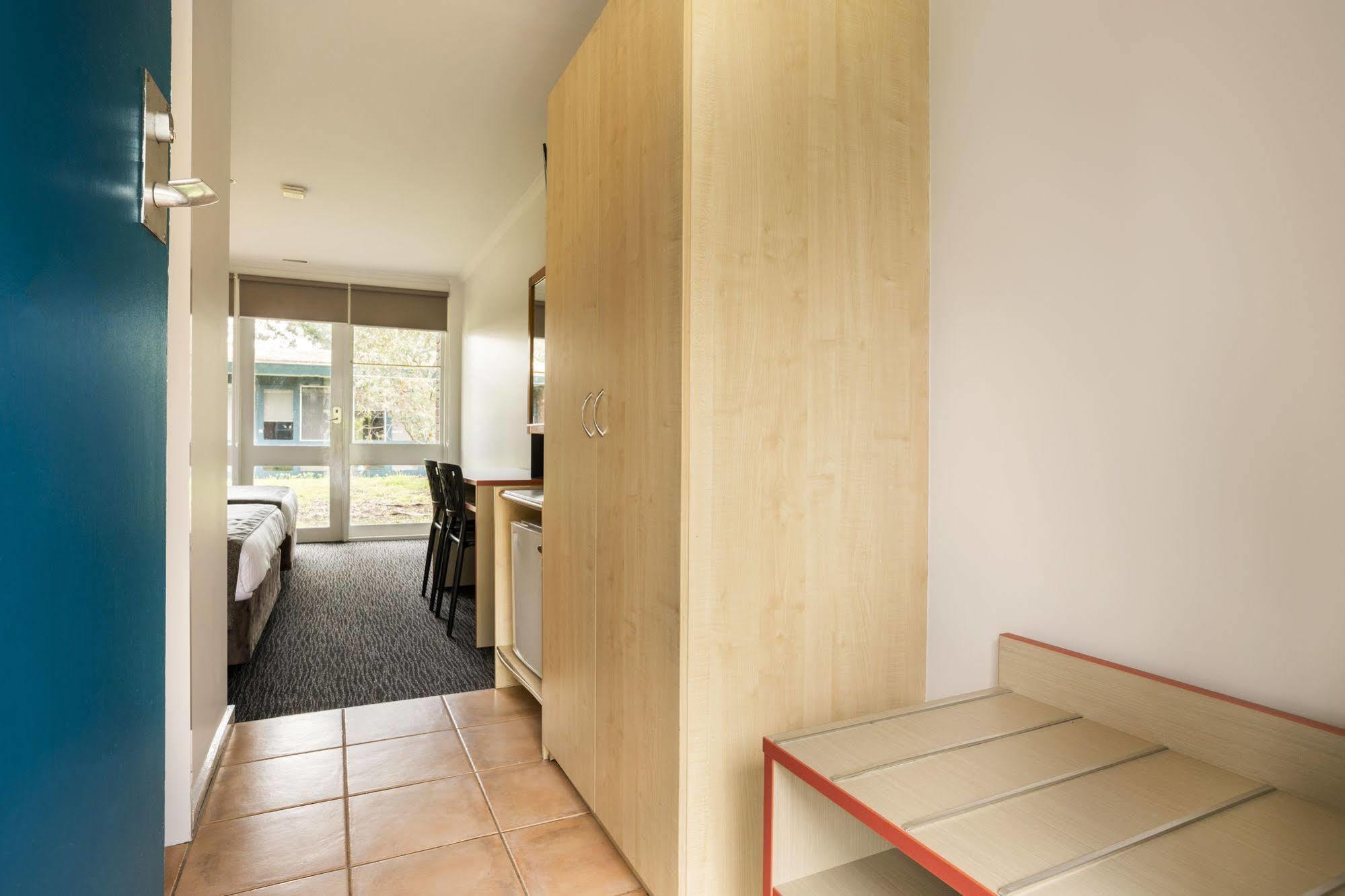 Burvale Hotel Nunawading Eksteriør bilde