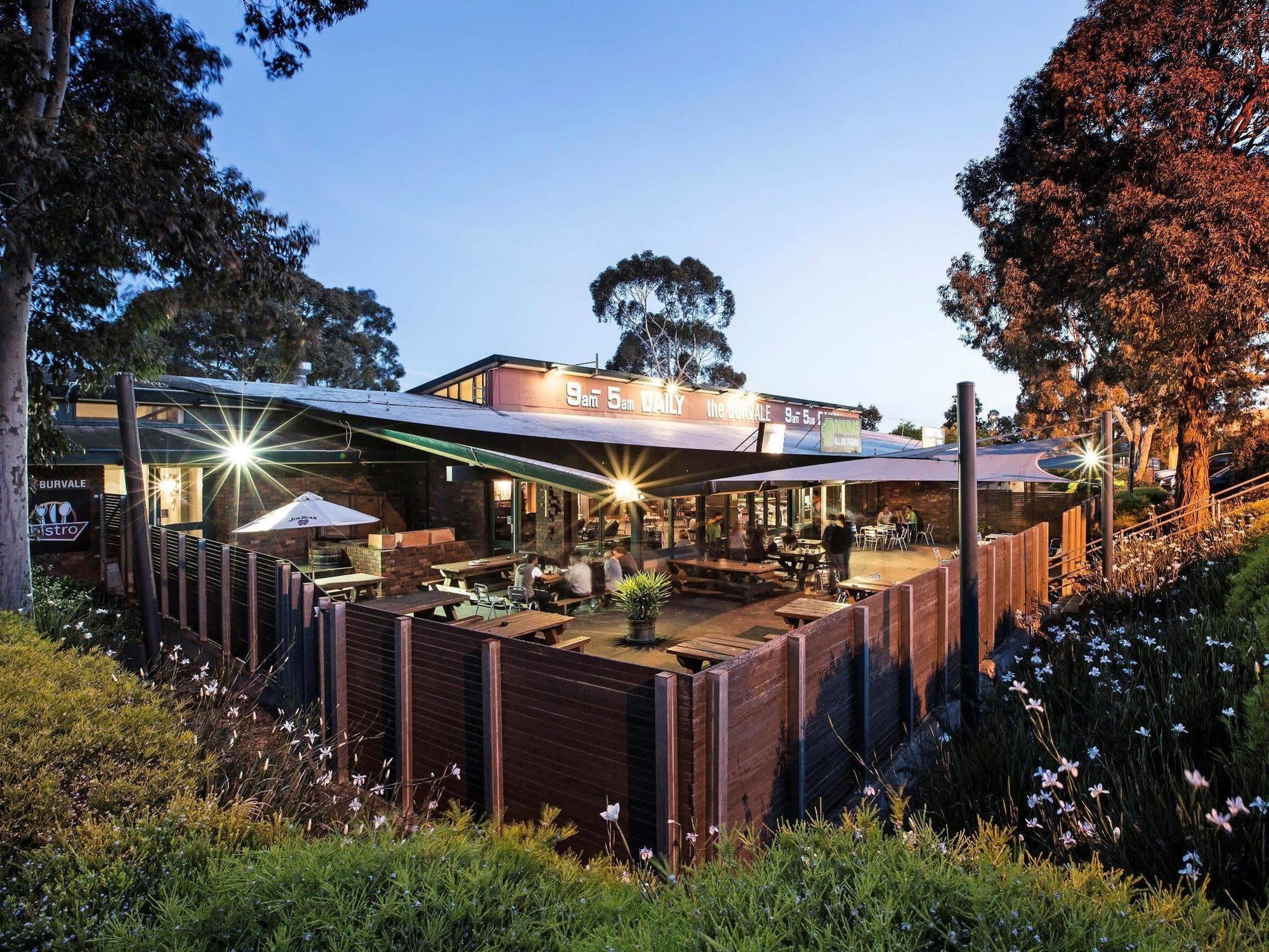 Burvale Hotel Nunawading Eksteriør bilde
